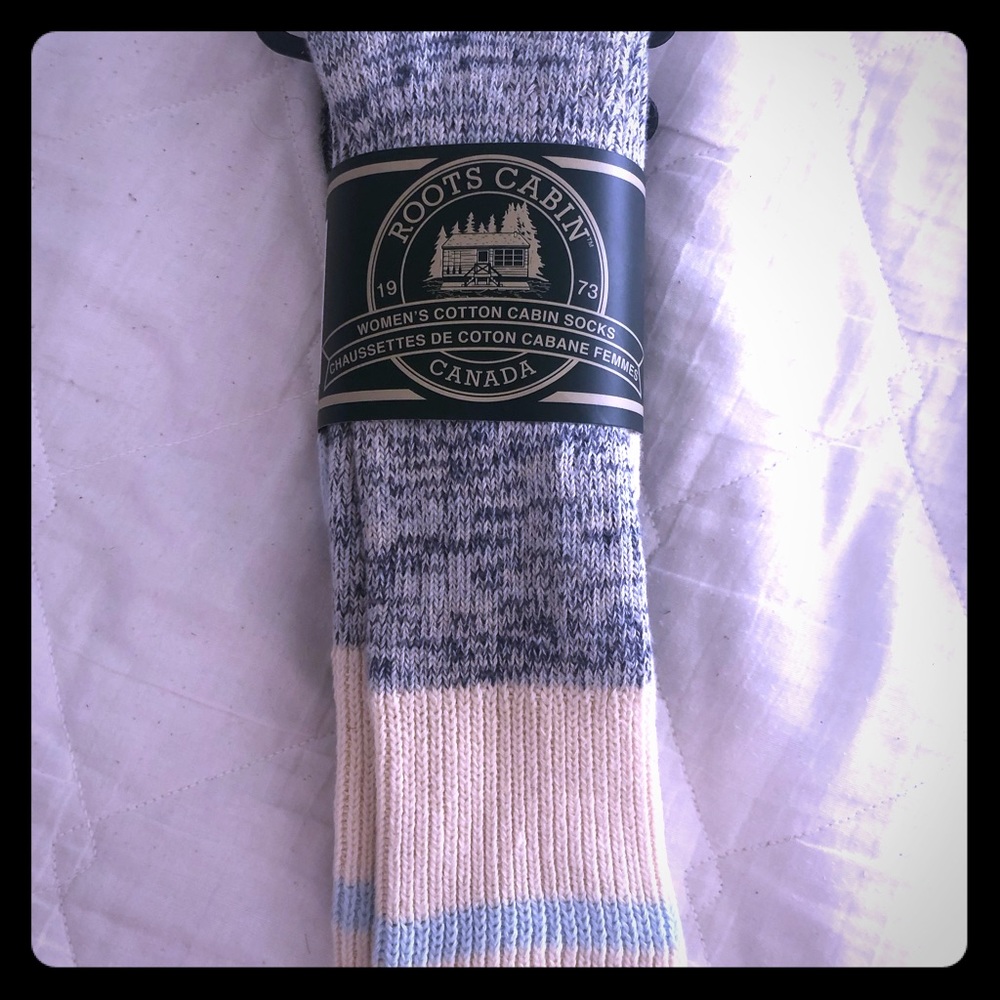 Brand new women’s Roots socks! Pack of 2, one size